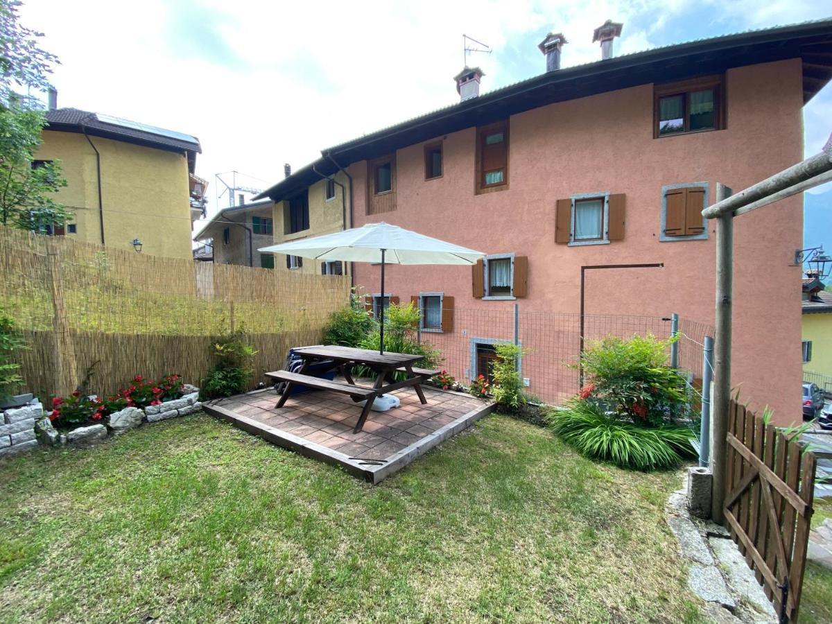 Casa Monica Ledro Attico Apartman Mezzolago Kültér fotó