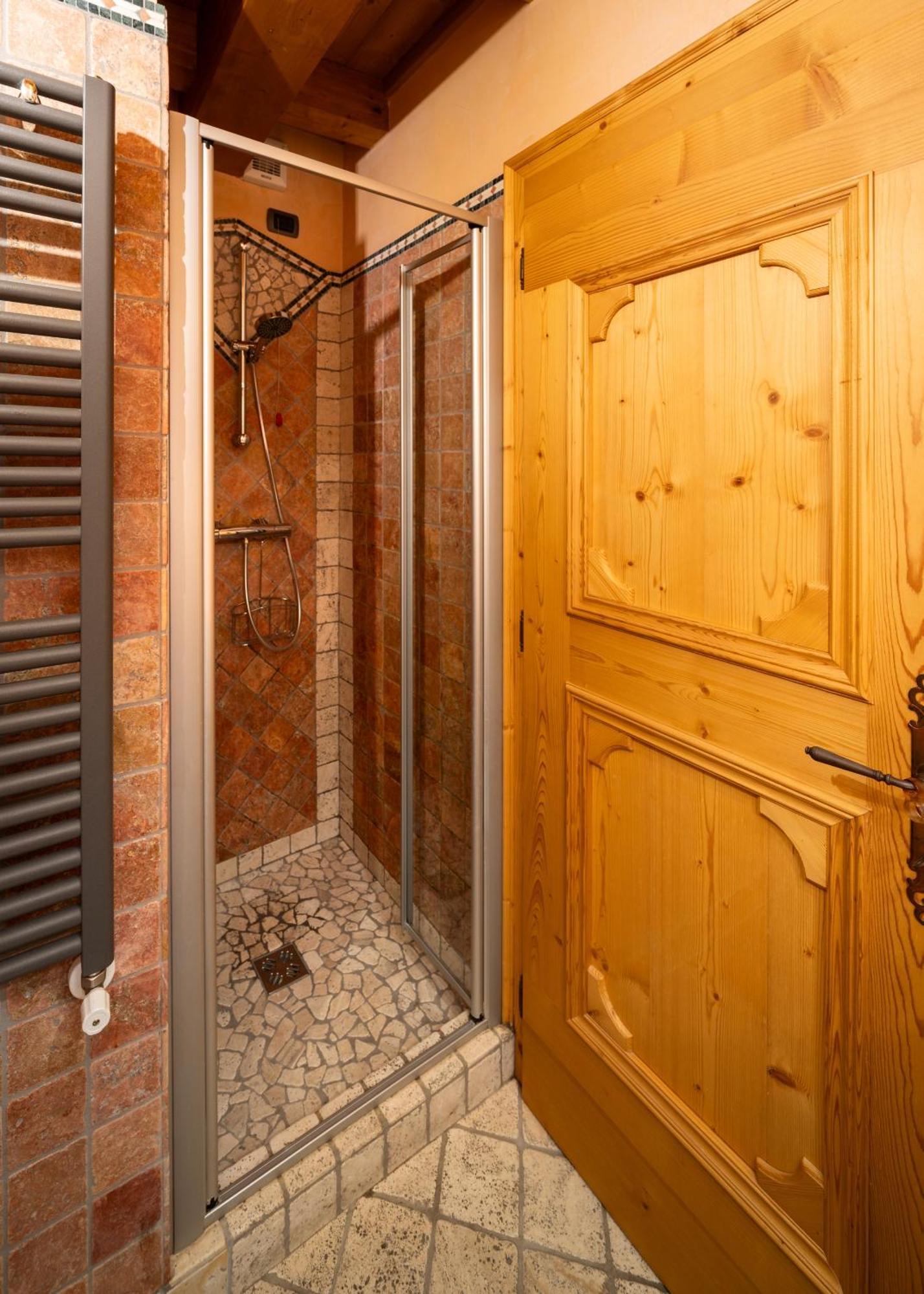 Casa Monica Ledro Attico Apartman Mezzolago Kültér fotó
